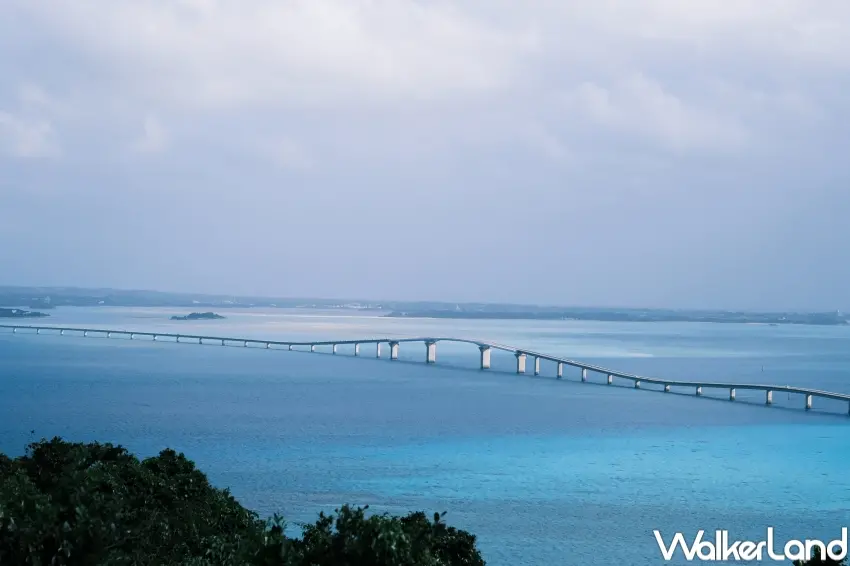 ▲宮古島伊良部大橋與牧山展望台可遠眺海景與幻影沙灘，加上下地島通池景點讓宮古島充滿夢幻氛圍（攝影：張人尹）