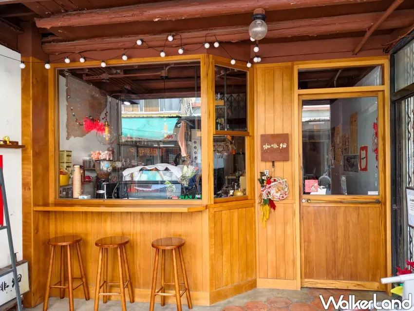 ▲「咖啡烟」為人氣彰化咖啡廳,自午後營業至晚上10點。(攝影:楊婷雅)