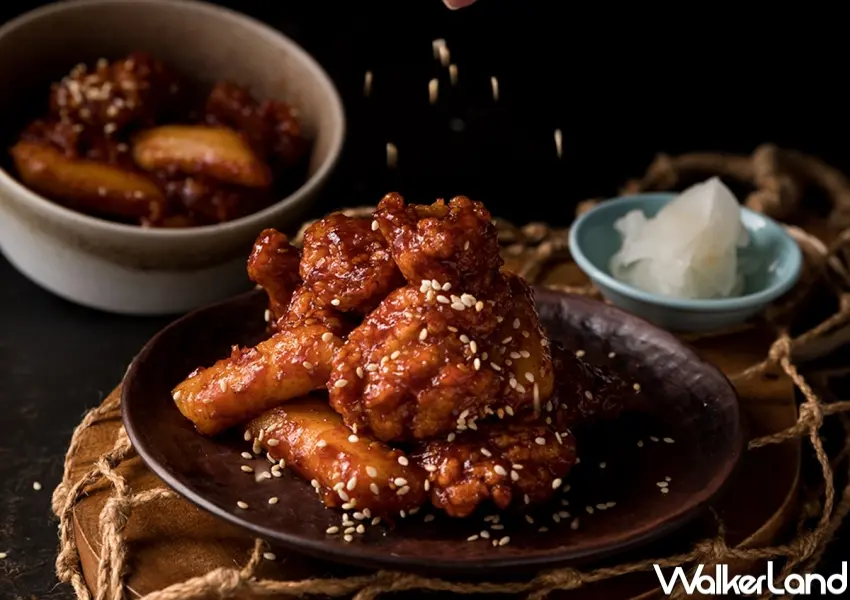 ▲豆府餐飲集團主打韓式、泰式與越南炸雞一次集結,粉絲透過門市與APP雙管道入手多款炸雞選擇。