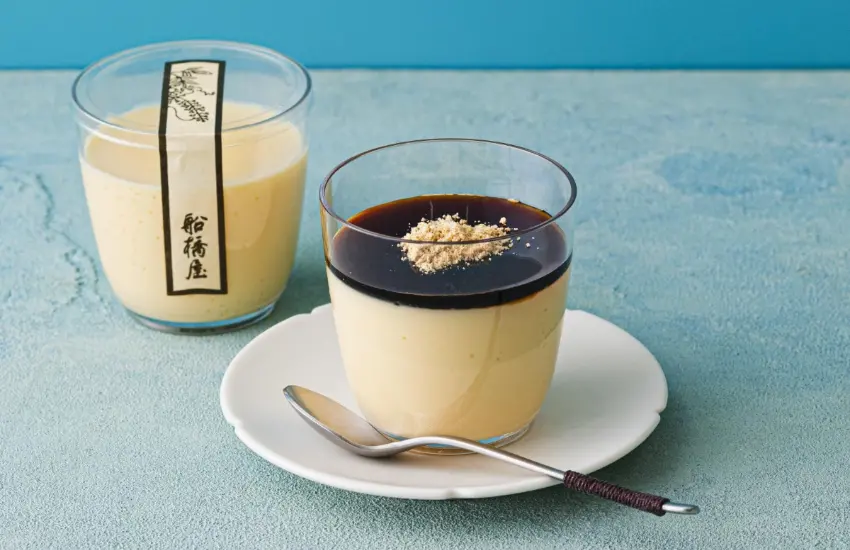 ▲葛餅職人與甜點師聯手開發的和風布丁，很適合當返鄉伴手禮。