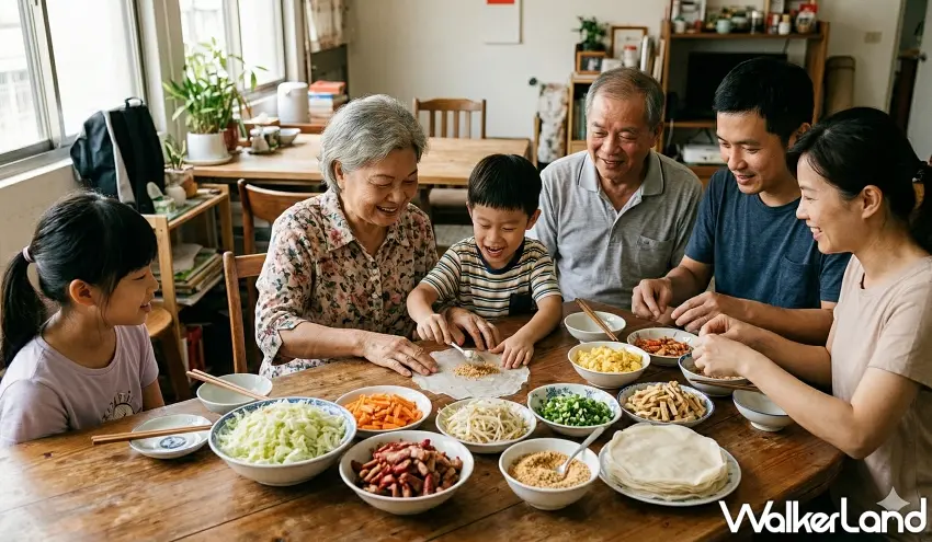 ▲全家老小圍聚桌前體驗動手包潤餅的樂趣，這項被譽為「沒有文字的族譜」的傳統習俗，讓清明祭祖時光增添了溫馨的家族傳承感。  / 圖：AI生成、窩客島整理