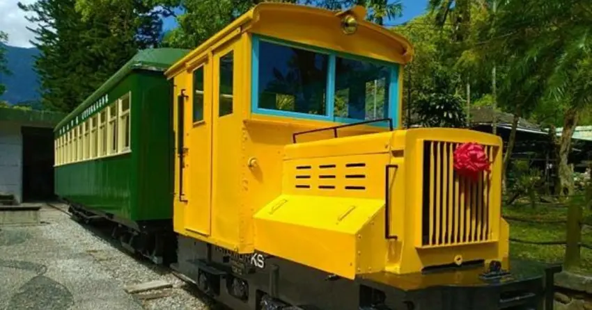▲「林田山林業文化園區」內的機關車超吸睛，見證昔日林業運輸歷史，是園區中最具代表性的經典地標。