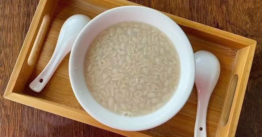 ▲銅板價就能品嚐的花生湯，以細火慢熬6小時，口感綿密細緻、香氣濃郁迷人。