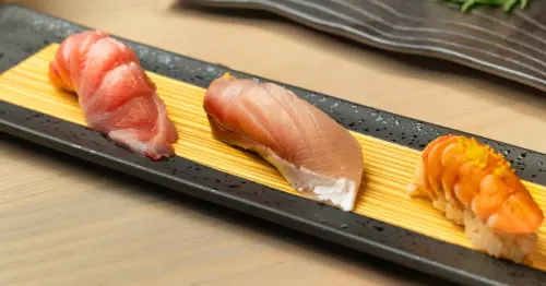 南台灣首位日籍女壽司料理長！高雄日航酒店西村德子打破百年傳統，嚴選台日頂級旬味，呈獻優雅江戶前壽司美學。