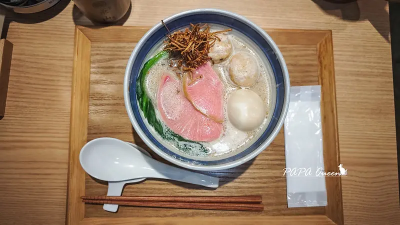 麵屋華山 Menya Kazan