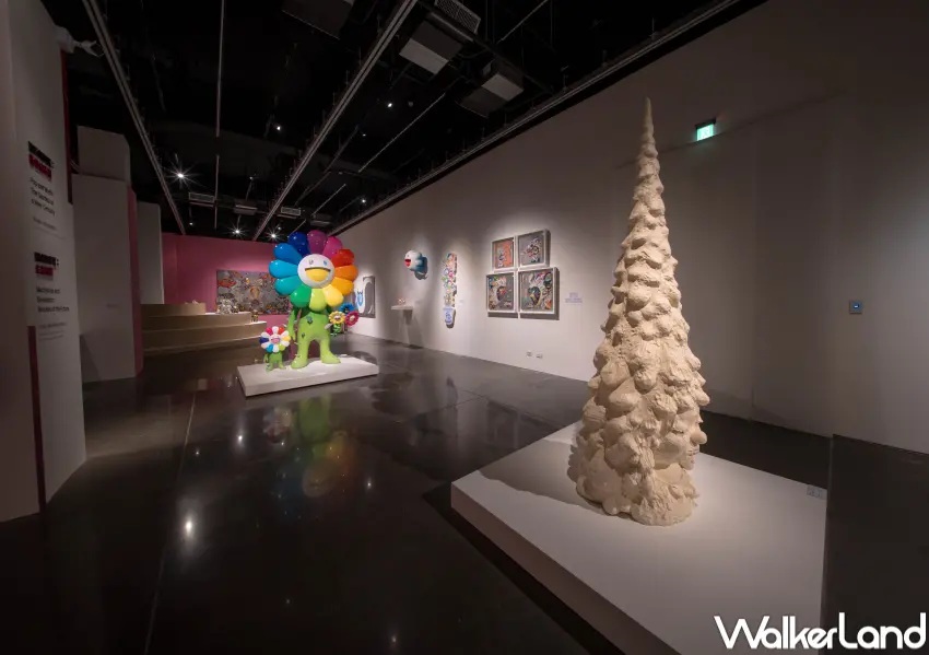 ▲「流行與神話:新世紀花園」則展示奈良美智、村上隆作品體現日本當代藝術對次文化與流行元素的挪用。(蔚龍藝術提供)