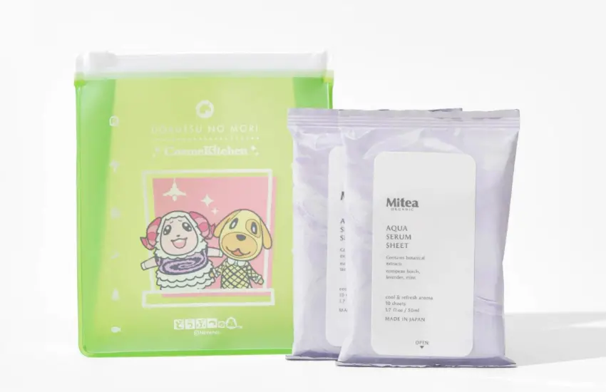 ▲北極級冰涼感的卸妝濕紙巾水潤精華濕紙巾推出附收納包套組。