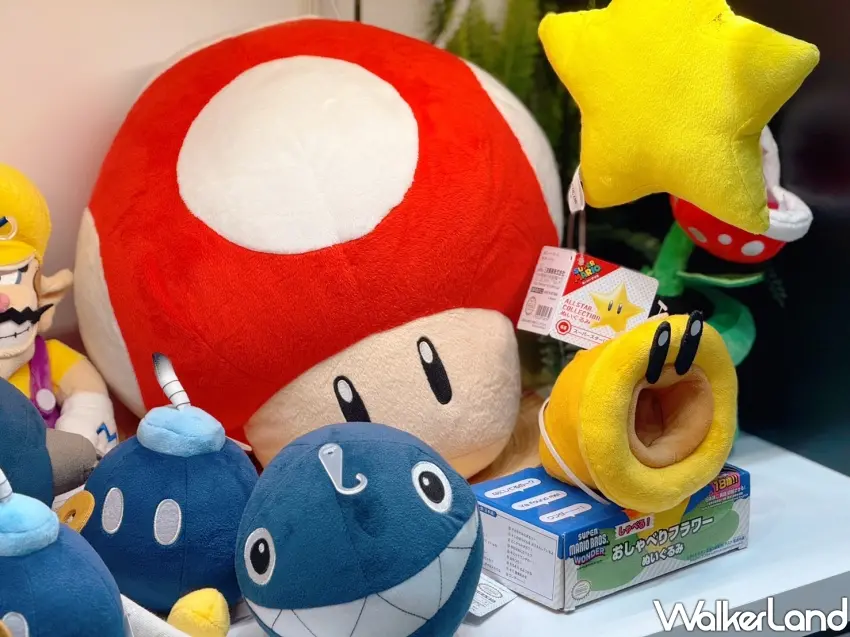 ▲超級瑪利歐鐵粉最愛巨型蘑菇，星奇市同步引進超級瑪利歐銀河電影版經典系列玩偶。