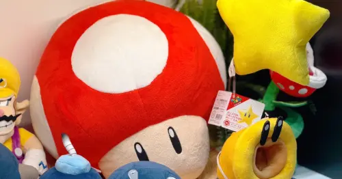 玩具控要衝京站！盲盒快閃店、超級瑪利歐專區欠買，免費插畫展加碼逛。