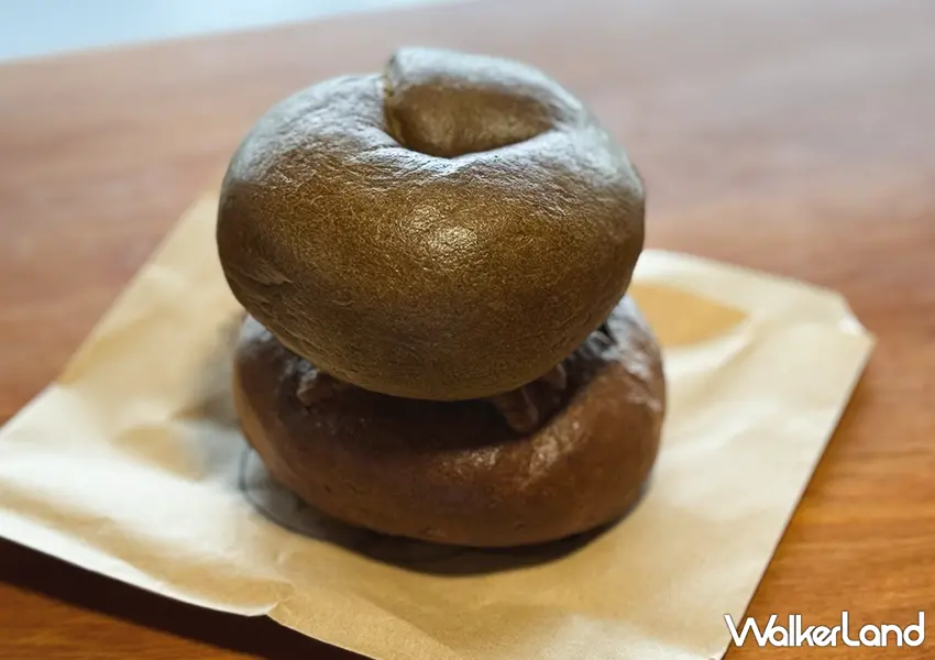 ▲宜蘭貝果推薦「What’s Up Dough?」推薦菜單:小山園抹茶紅豆(攝影:蕭芷琳)