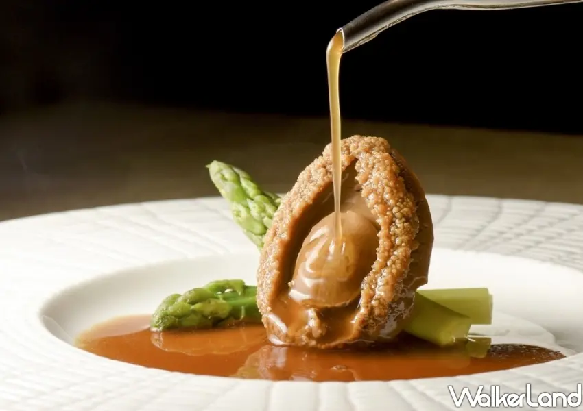 ▲漢來名人坊提供香港米其林高級粵菜,嚴選鮑魚等頂級食材,讓台中饕客在百貨內即可享受國際星級摘星盛宴。