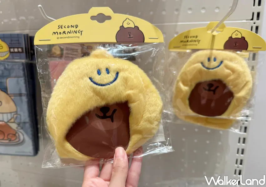 ▲微風南山Second Morning快閃店！Second Morning周邊小物推薦寵物頭套。(攝影：鄭亦庭)