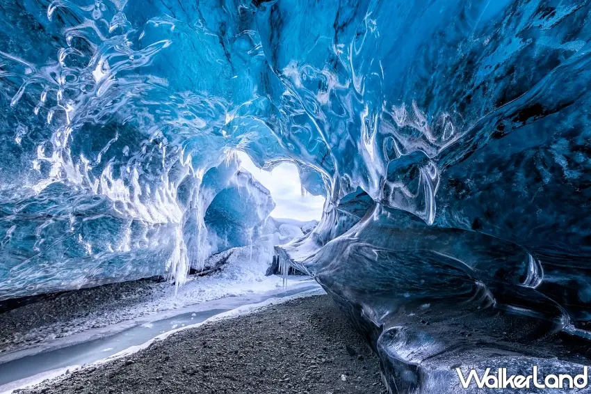 ▲全球暖化讓冰河面積逐年縮小，使得冰島藍冰洞更顯珍貴與稀缺，雄獅規劃深入冰島核心行程，解鎖即將消失的夢幻藍 。圖／雄獅旅遊提供；窩客島編輯李維唐整理