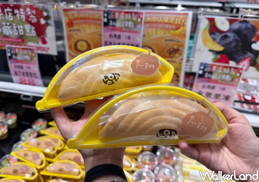 ▲LOPIA台中漢神洲際限定巧克力香蕉蛋捲，將整條新鮮香蕉包進原味蛋糕。(攝影：鄭雅之)