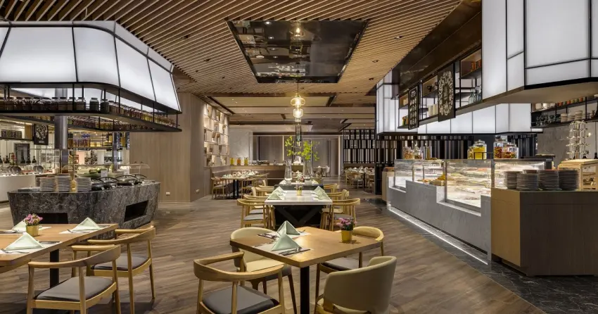 高雄萬豪旅展攻略！萬元套房4折入手與自助餐買10送2，線上線下同步搶購攻略。