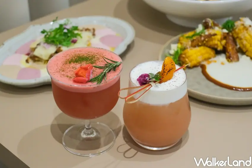 ▲嵩 sung 以「覆盆玫瑰西瓜春露」呈現果香與氣泡口感,讓粉絲在嵩 sung 用餐同時也能拍出好看的飲品畫面。(攝影:張人尹)