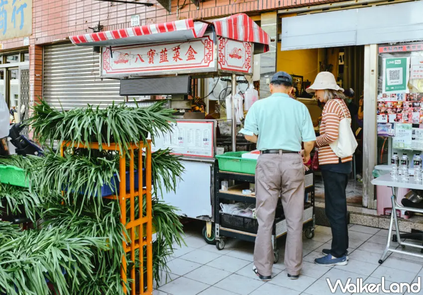 ▲「張媽媽八寶韭菜盒」藏在高雄苓雅區憲政路上。（美食好芃友提供）
