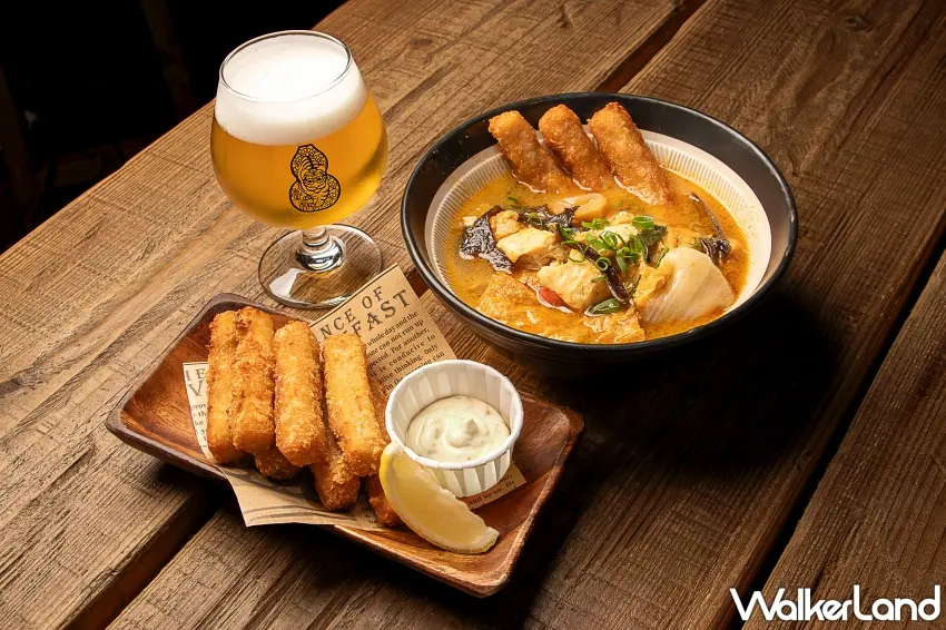 ▲臺虎啜飲室大安 11 週年慶典，推出超強跨界組合「太聰明了我全都要！」，一次滿足嘉義林聰明沙鍋菜湯與酥脆炸魚條的味蕾渴望 。圖／臺虎精釀提供；窩客島編輯李維唐整理