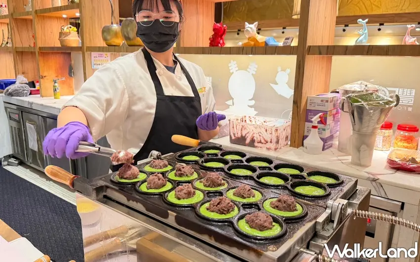 ▲主廚現場製作香甜美味的抹茶車輪餅，飽滿紅豆內餡令人垂涎。圖／豐FOOD提供；窩客島編輯李維唐整理