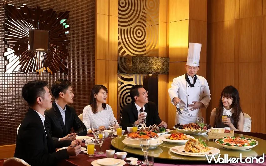 ▲馨愛女神宴十人桌菜僅需10,800+10%元起，並加贈正官庄活氣人蔘飲補元氣 。 圖／福容大飯店花蓮店提供；窩客島編輯李維唐整理