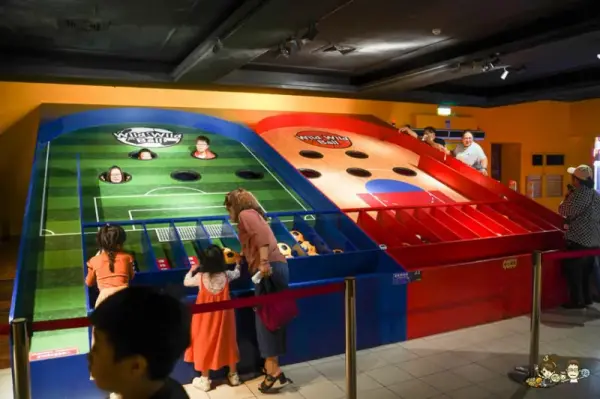 ▲宜蘭室內景點推薦必玩！全台首創互動式球類博物館「歪歪球-Wild-Wild-Ball」，台最大的真人彈珠台。(攝影：部落客 跟著尼力吃喝玩樂＆親子生活)