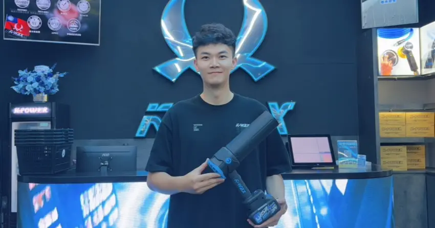 2026車圈盛事！K-WAX創辦人親率百人公益洗車，4月21日泰山見證老車翻新奇蹟。