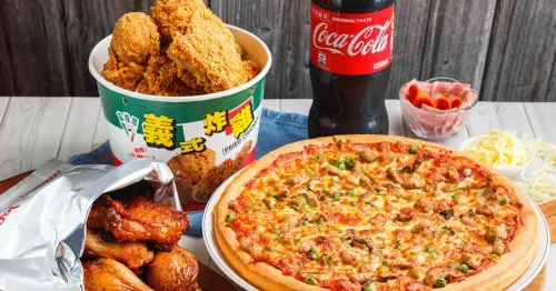 8塊雞199元！拿坡里買烤雞送雞翅，三商炸雞買6送6 炸雞優惠必吃。