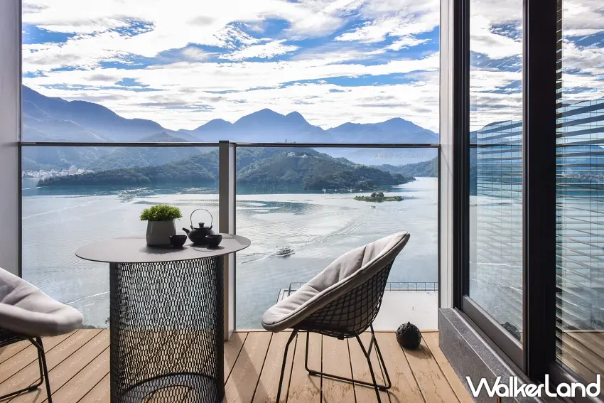 ▲「湖畔漫旅一泊二食住房專案」平日每房22,300元起，坐擁涵碧半島制高點的奢華景緻，伴隨日月潭美景入夢 。 圖／漢來日月行館提供；窩客島編輯李維唐整理