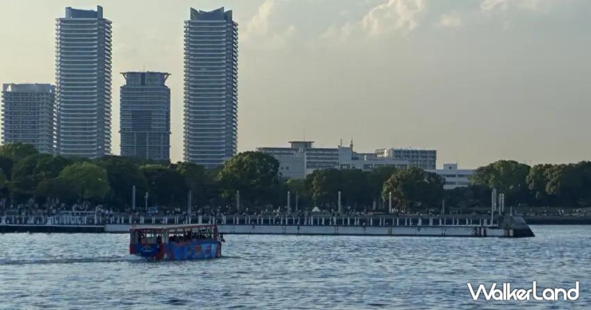 ▲紅磚倉庫坐擁遼闊港灣視野，海景、天際線一覽無遺，相當適合來此欣賞夕陽與夜景。（攝影：陳怡吟）