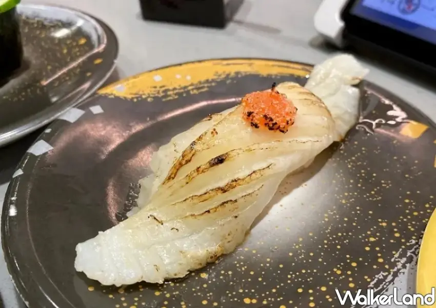 ▲香氣撲鼻且入口即化的美味炙燒系列比目魚握壽司。