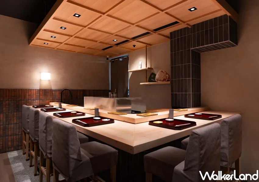 ▲以日式美學為核心的小板前包廂，適合私密的板前無菜單料理聚會。