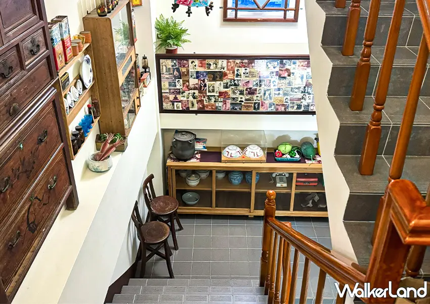 ▲八里美食推薦「張吳記什錦麵」室內復古裝潢，古董擺設充滿台灣懷舊風格（攝影：蕭芷琳）