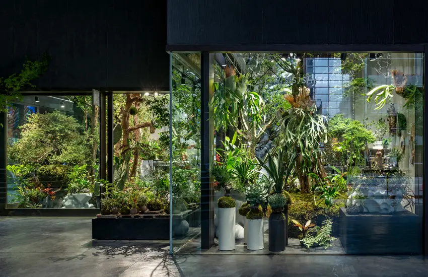 ▲位於京都烏丸御池的商業設施「新風館」1樓。