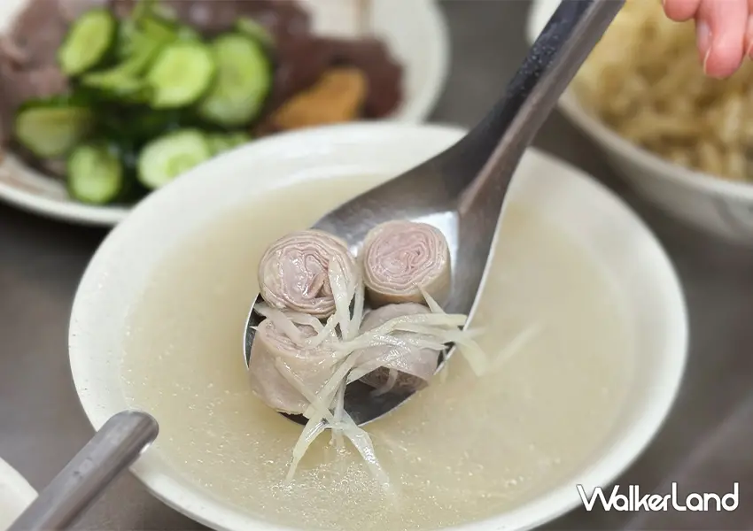 ▲全台唯一的「五層豬腸湯」就在基隆這間老店裡面（攝影：蕭芷琳）