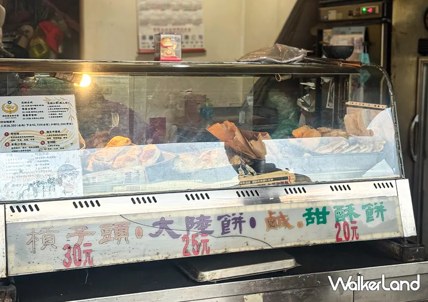 ▲位於基隆中山二路「胖媽媽碳烤燒餅」店面低調，卻是不少基隆在地人的回憶（攝影：蕭芷琳）