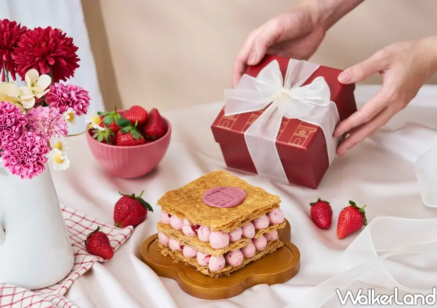 ▲台北東區甜點快閃MASAY草莓美莓米勒菲蛋糕，選用法國發酵奶油與紅寶石巧克力，酸甜優雅極致療癒。