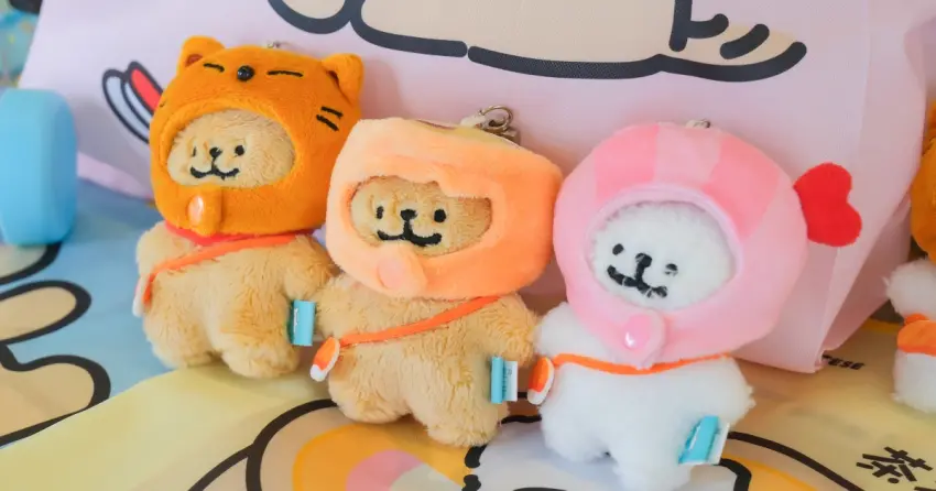 線條小狗壽司店！爭鮮聯名線條小狗3款壽司 3大周邊一次看，線條小狗壽司娃必入手。