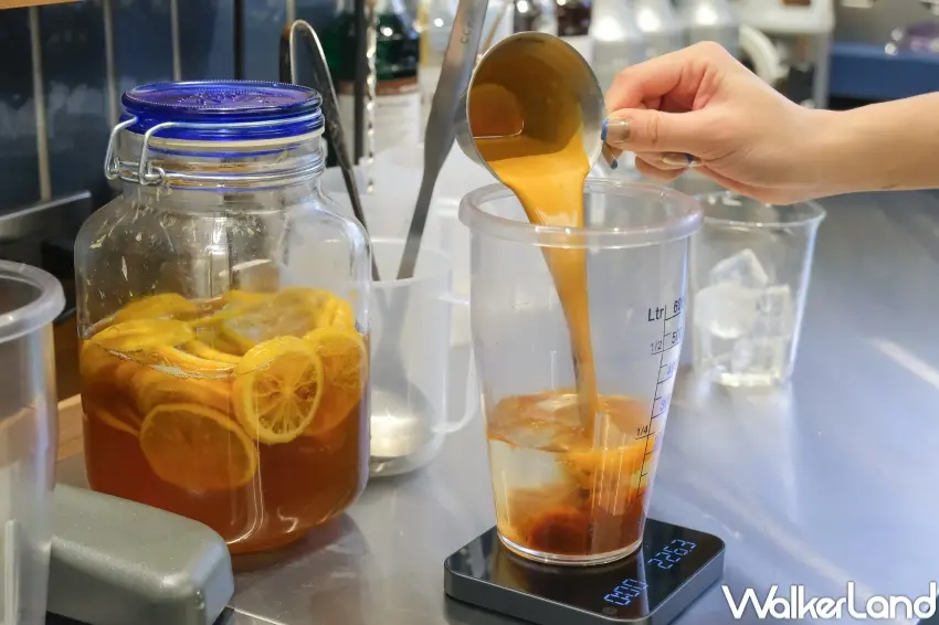 ▲Yokoso Coffee Stand招牌西西里咖啡以濃縮為基底，風味清爽帶酸甜層次（攝影：張人尹）