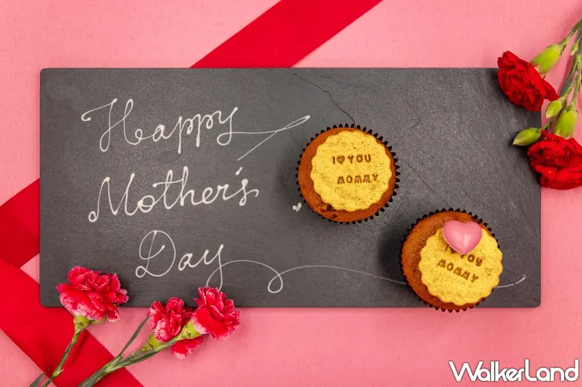 ▲北投麗禧溫泉酒店於5月9日至10日推出一泊一食專案，入住即贈「鹹焦糖桂圓杯子蛋糕」禮盒、康乃馨花束與祝福小卡 。 圖／北投麗禧溫泉酒店提供；窩客島編輯李維唐整理