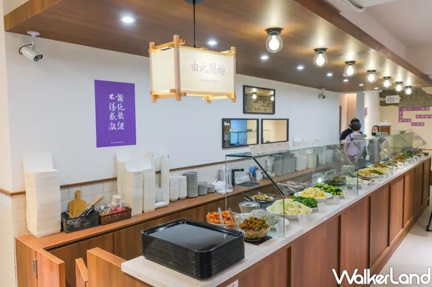 ▲小品雅廚市府店5/1開幕，營業至凌晨05:00，鎖定信義區宵夜需求，提供粉絲從晚餐一路吃到深夜的用餐選擇。（攝影：張人尹）