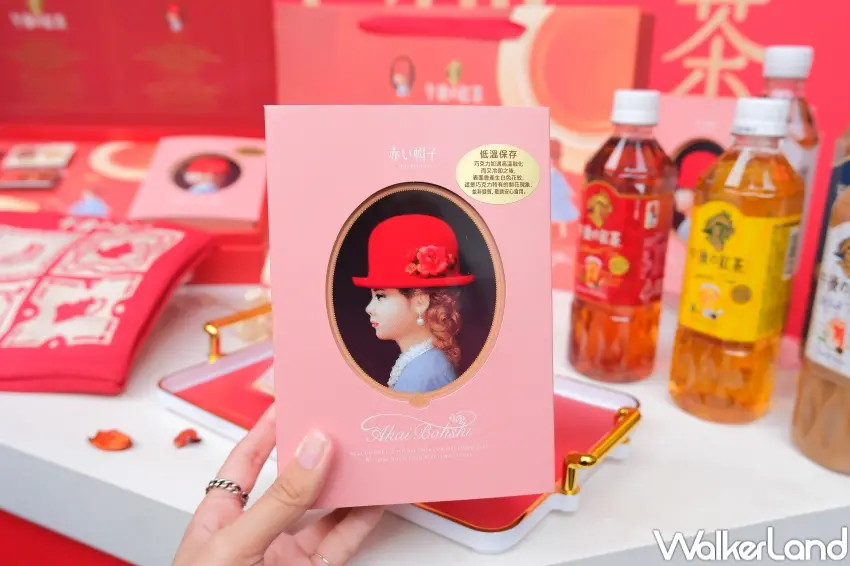 ▲KIRIN午後の紅茶聯名紅帽子，打造幸福の午茶雙重奏快閃店，讓粉絲用紅茶與點心享受優雅下午茶。（攝影：張人尹）