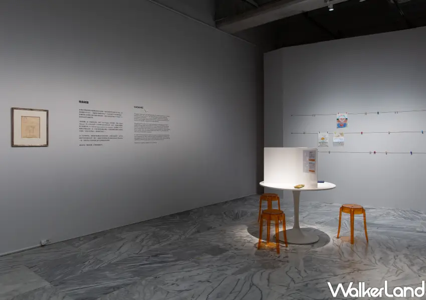 ▲北美館特別規畫「精緻屍體」繪畫體驗區，透過類似文字接龍的手法摺疊紙張、傳遞繪畫，感受打破邏輯的創作樂趣。(臺北市立美術館提供)