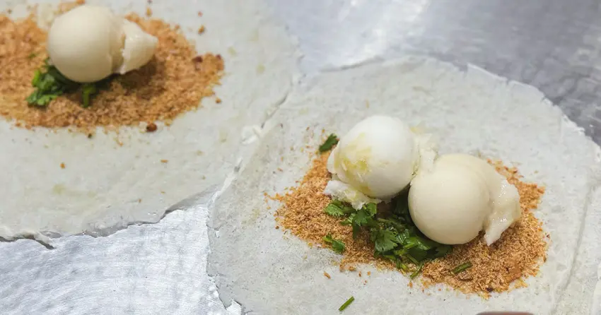 頭城美食推薦！聯發冰工坊 宜蘭必吃花生捲冰淇淋，13種口味任選、土芭樂必點。