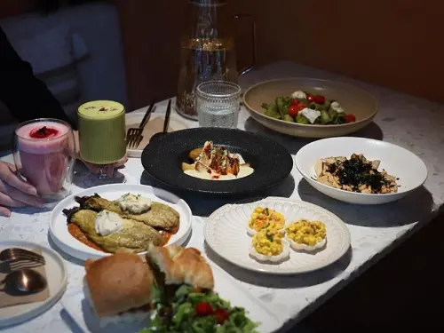Anjali Café Yoga 植物飲食瑜伽聚落