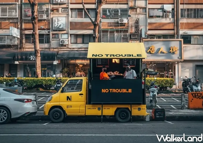 ▲「NO TROUBLE」街頭風格餐車，2026漢堡大學快閃亮相，主打奧克拉荷馬扁肉漢堡。
