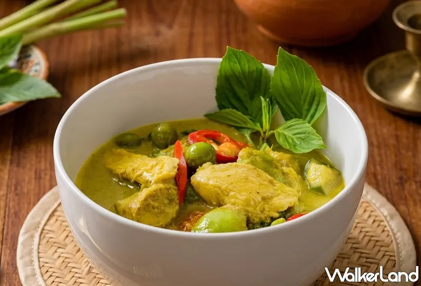 ▲「香檸雞肉綠咖哩（Gaeng Kiew Waan Gai）」使用多種新鮮辛香草本與椰奶細火熬煮，滋味辛香溫潤且濃厚入味 。圖／台南遠東香格里拉提供；窩客島編輯李維唐整理