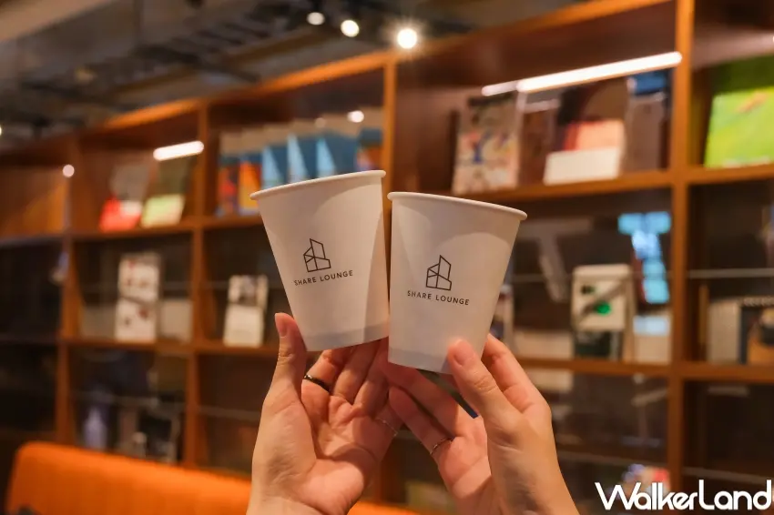 ▲TSUTAYA BOOKSTORE松菸店SHARE LOUNGE採計時收費,設有約80席座位與可容納150人的活動空間。(攝影:張人尹)