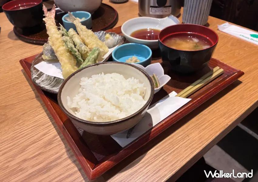 ▲來到鎌倉怎麼能錯過美味天丼!炸得酥脆的天婦羅搭配白飯超涮嘴,鮮甜海味與炸物香氣一次滿足。