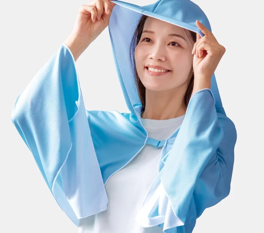 ▲沾濕後搖一搖後降溫,磁扣設計讓穿脫超輕鬆。