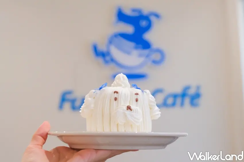 ▲Fur Sure Café爆紅「Fur Sure小狗蛋糕」以白色長毛狗造型搭配蝴蝶結設計，成為近期社群熱門甜點。（攝影：張人尹）